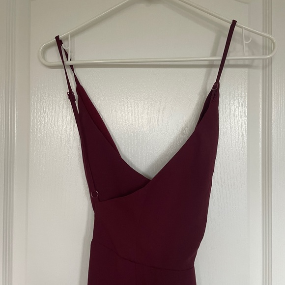 ⚡️ Shop Tobi Floor-Length Plunge Dress - Picture 3 of 4